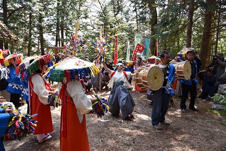 【イベント・祭り部門賞】お練り奉納　稲垣新二.jpg